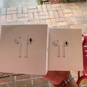 Authentic 1st & 2nd Generation Airpod